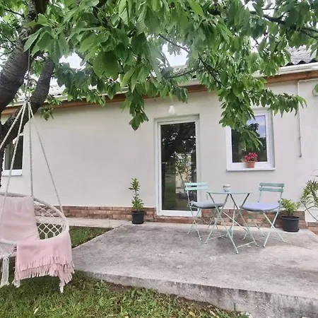 Eletvirag Rezidencia Es Vendeglak Apartment Egerszalok Exterior photo