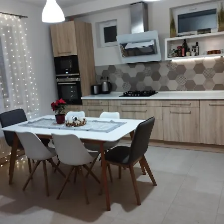 Eletvirag Rezidencia Es Vendeglak Apartment Egerszalok Exterior photo