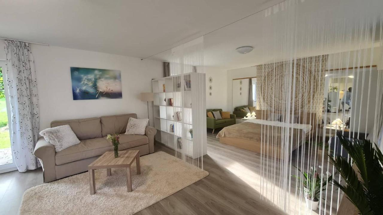 Eletvirag Rezidencia Es Vendeglak Apartment